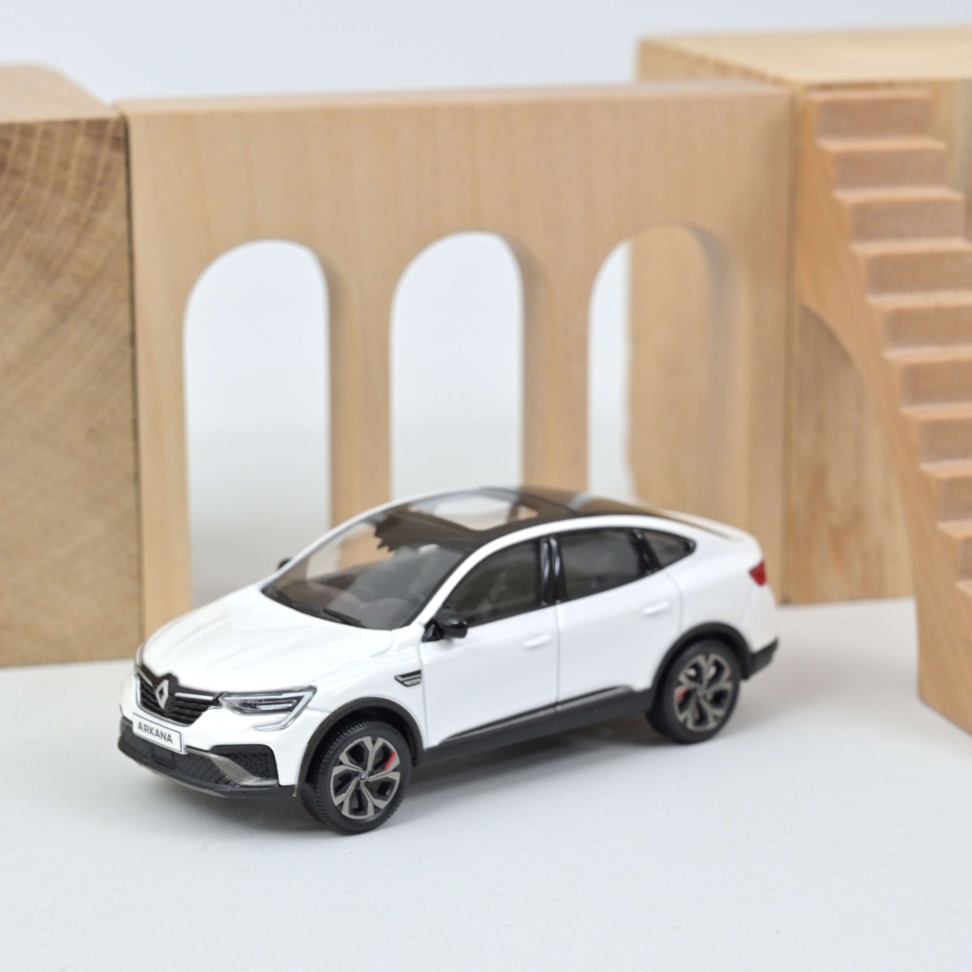 Renault Arkana E-Tech gris (Norev) 1/43e Renault Arkana E-Tech gris (Norev) 1/43e
