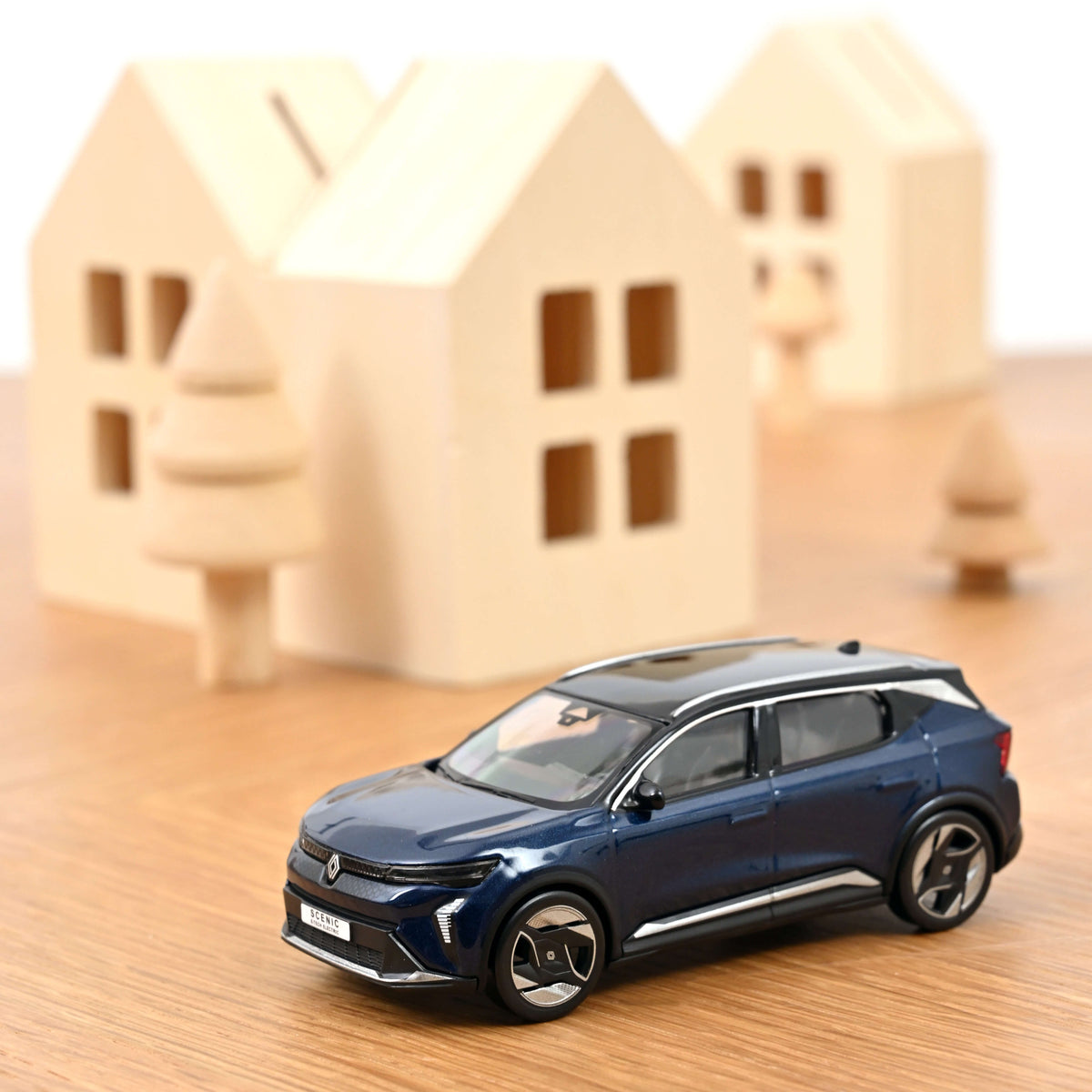 Modèle Réduit 1/43 Renault Scenic E-Tech Alpine 2024 Blanc Nacré – Norev, édition Limitée
