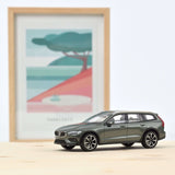 Volvo V60 Cross Country 2019 Gris pin métallisé 1/43