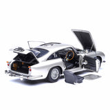 Aston Martin DB5 "James Bond - Goldfinger" Silber 1:18