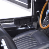Aston Martin DB5 "James Bond - Goldfinger" Silber 1:18