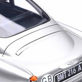 Aston Martin DB5 "James Bond - Goldfinger" Silber 1:18