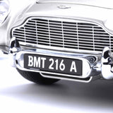 Aston Martin DB5 "James Bond - Goldfinger" Silber 1:18