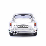 Aston Martin DB5 "James Bond - Goldfinger" Silber 1:18