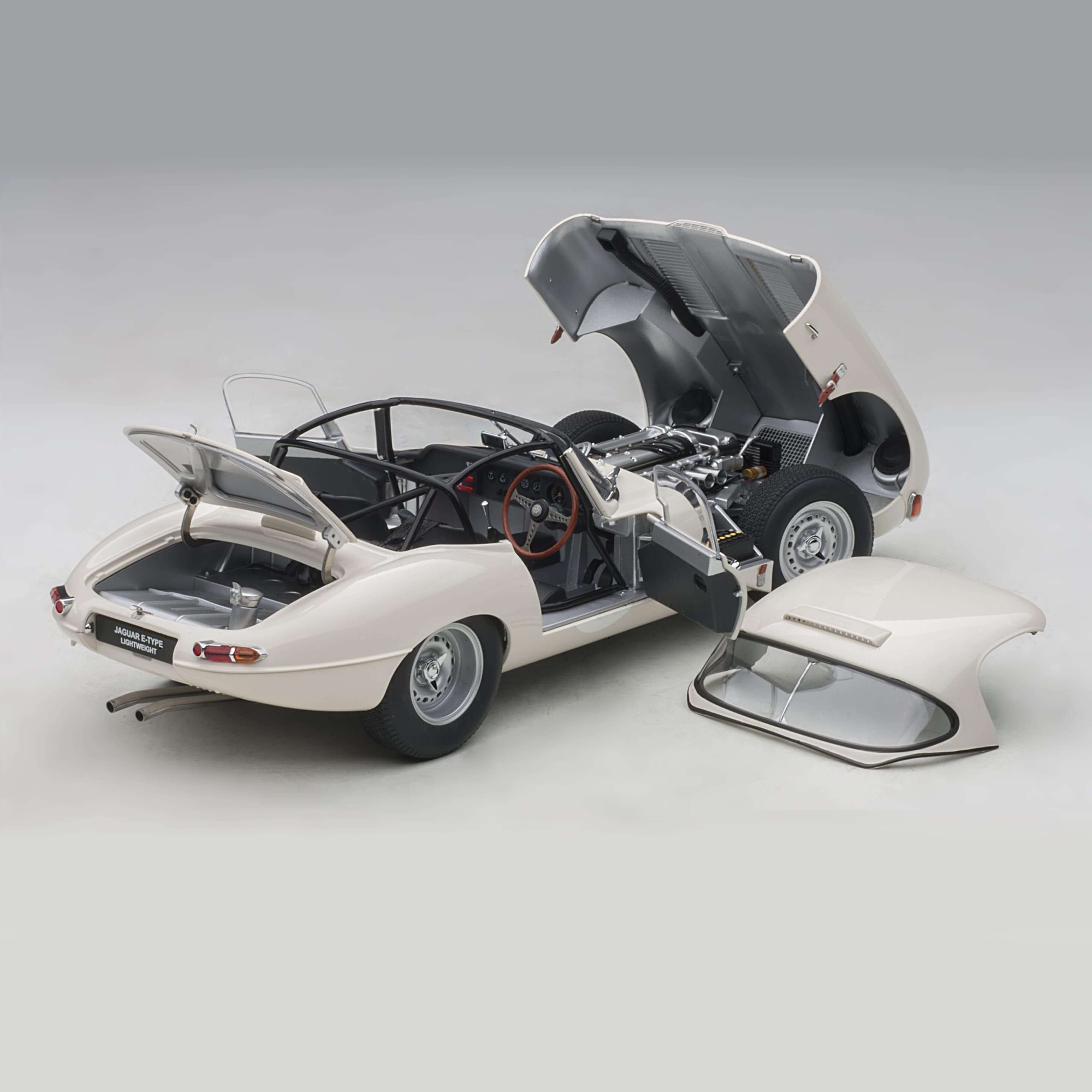 Norev Jaguar Type E n°156 blanc 1/43 - Collection Norev Jaguar Type E n°156 blanc 1/43 - Collection