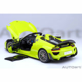 Porsche 918 Spyder Weissach-Paket säuregrün 1:18