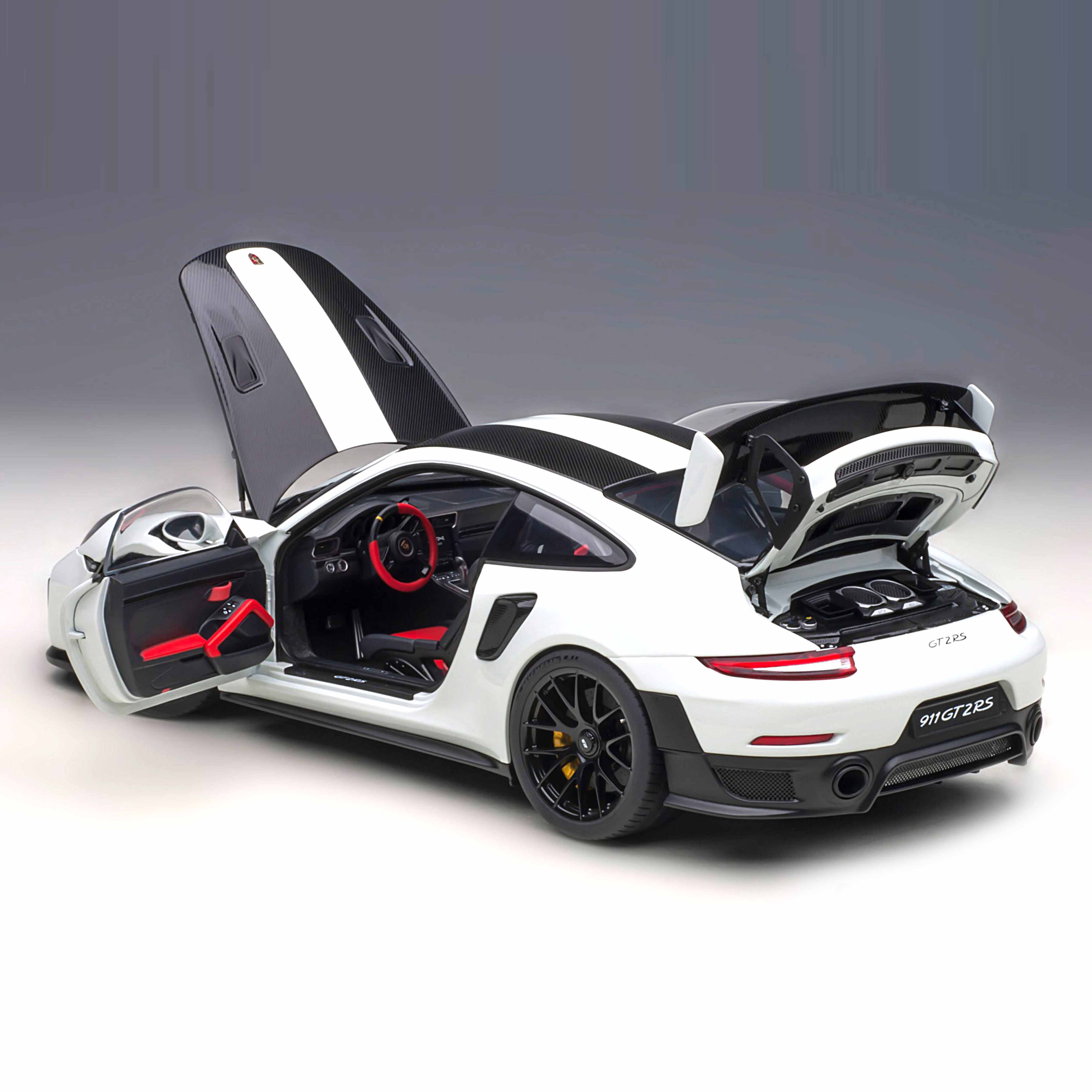 Porsche 911 (991.2) GT2RS 2017 Weissach Package White 1:18