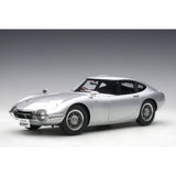 Toyota 2000GT Coupé 1965 Argent 1/18