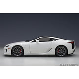 Lexus LFA 2010 White/Carbon Black 1:18