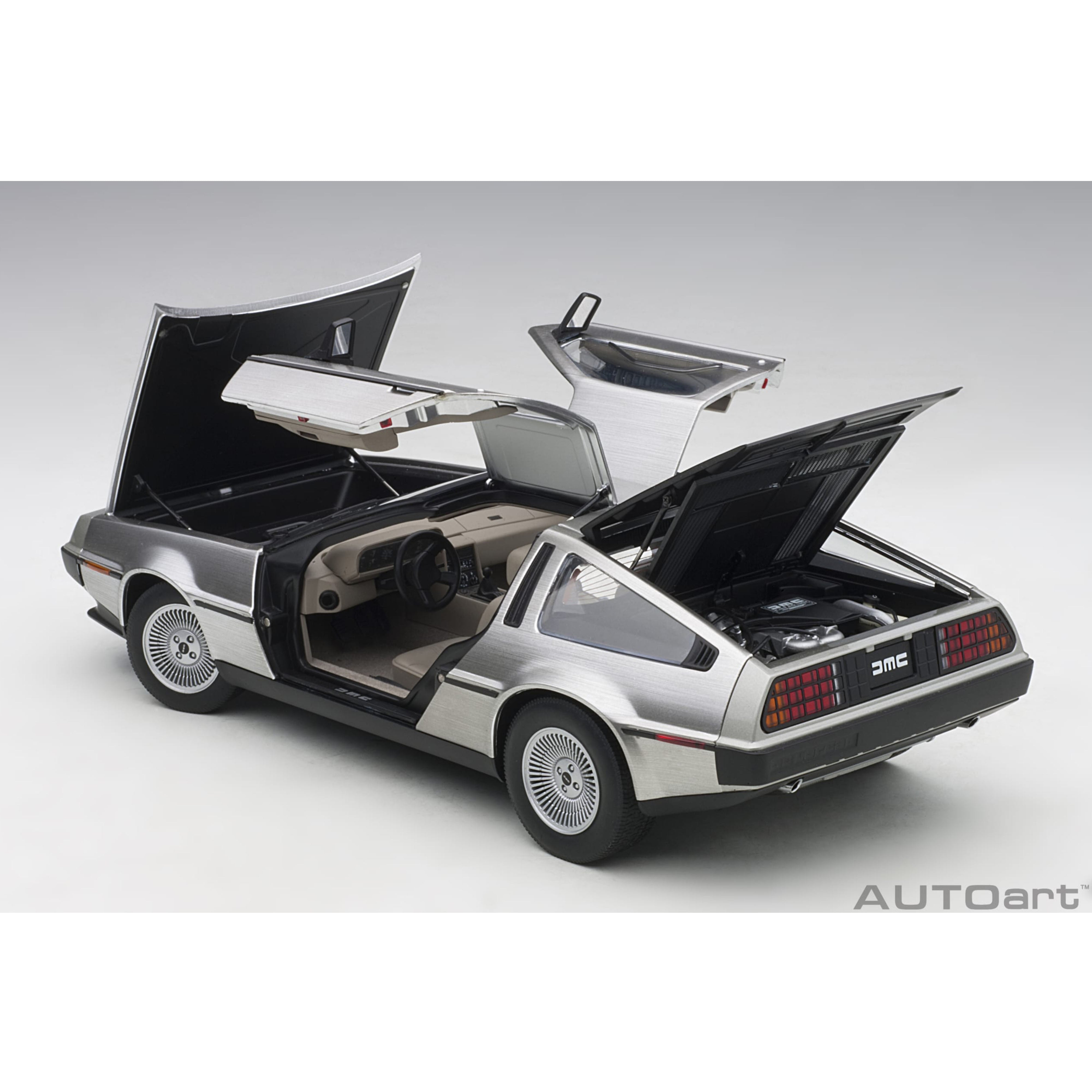Delorean DMC-12 1981 Satin Finish 1:18 – Norev