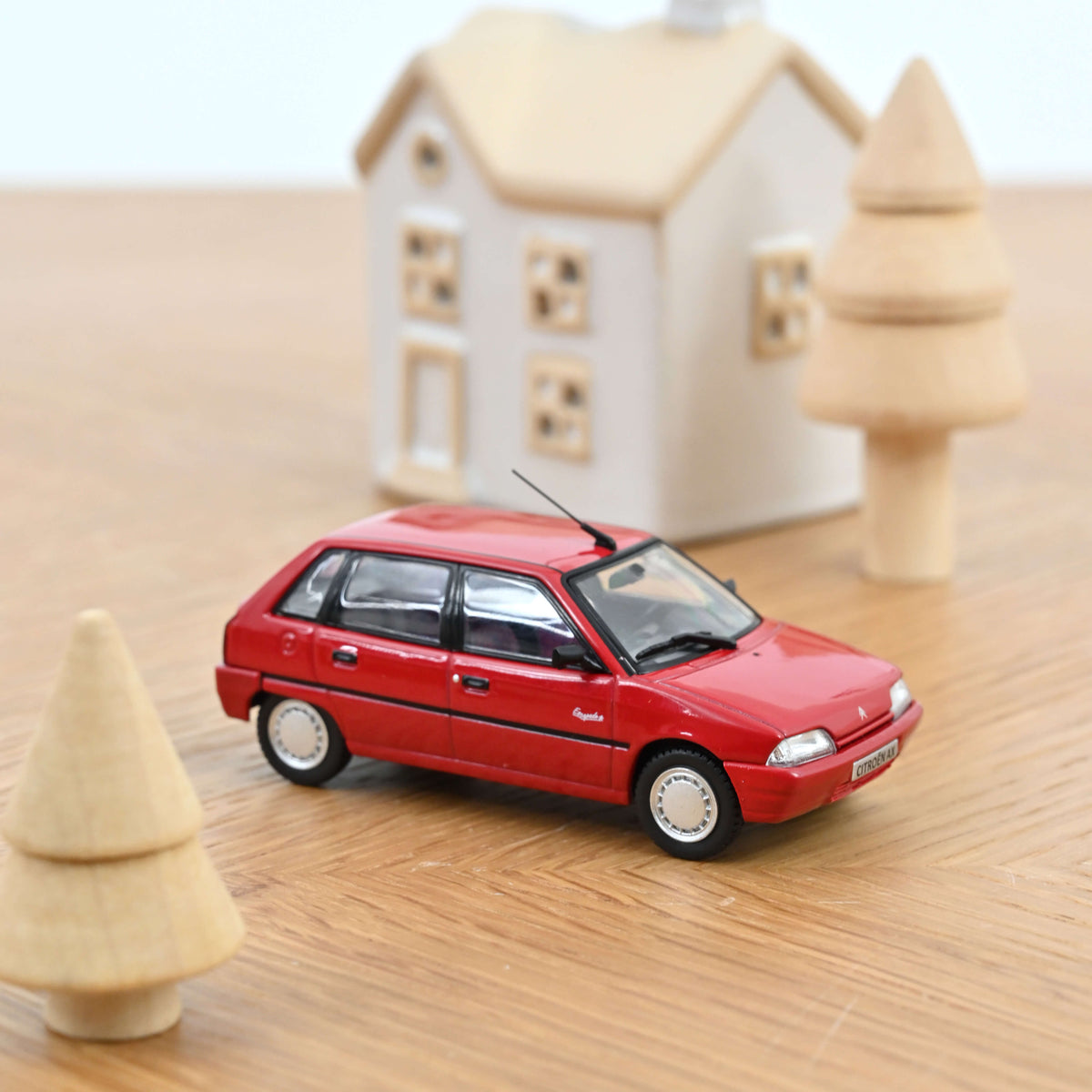 Miniature Citroën AX 1986 Rouge - Échelle 1:64 - Norev - 7,5 Cm - Modèle Collection Ou Jeu - Dès 14 Ans