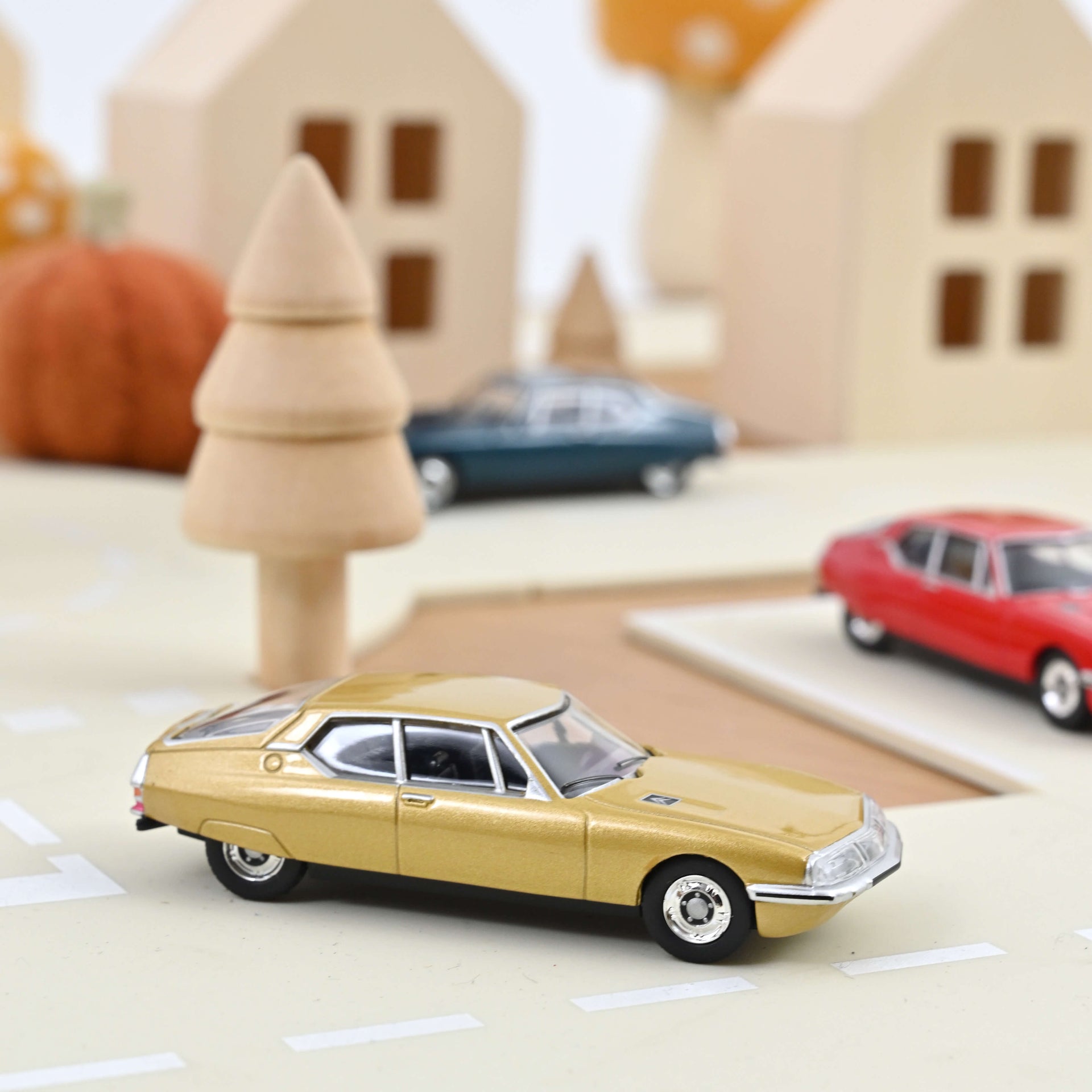 Modellino in miniatura Citroen SM 1/43 Norev nero 1970 - Modellini