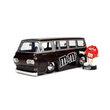 Ford Econoline Bus mit roter M&M’s-Figur Hollywood Rides 1965 1:24