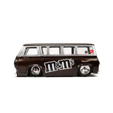 Ford Econoline Bus mit roter M&M’s-Figur Hollywood Rides 1965 1:24