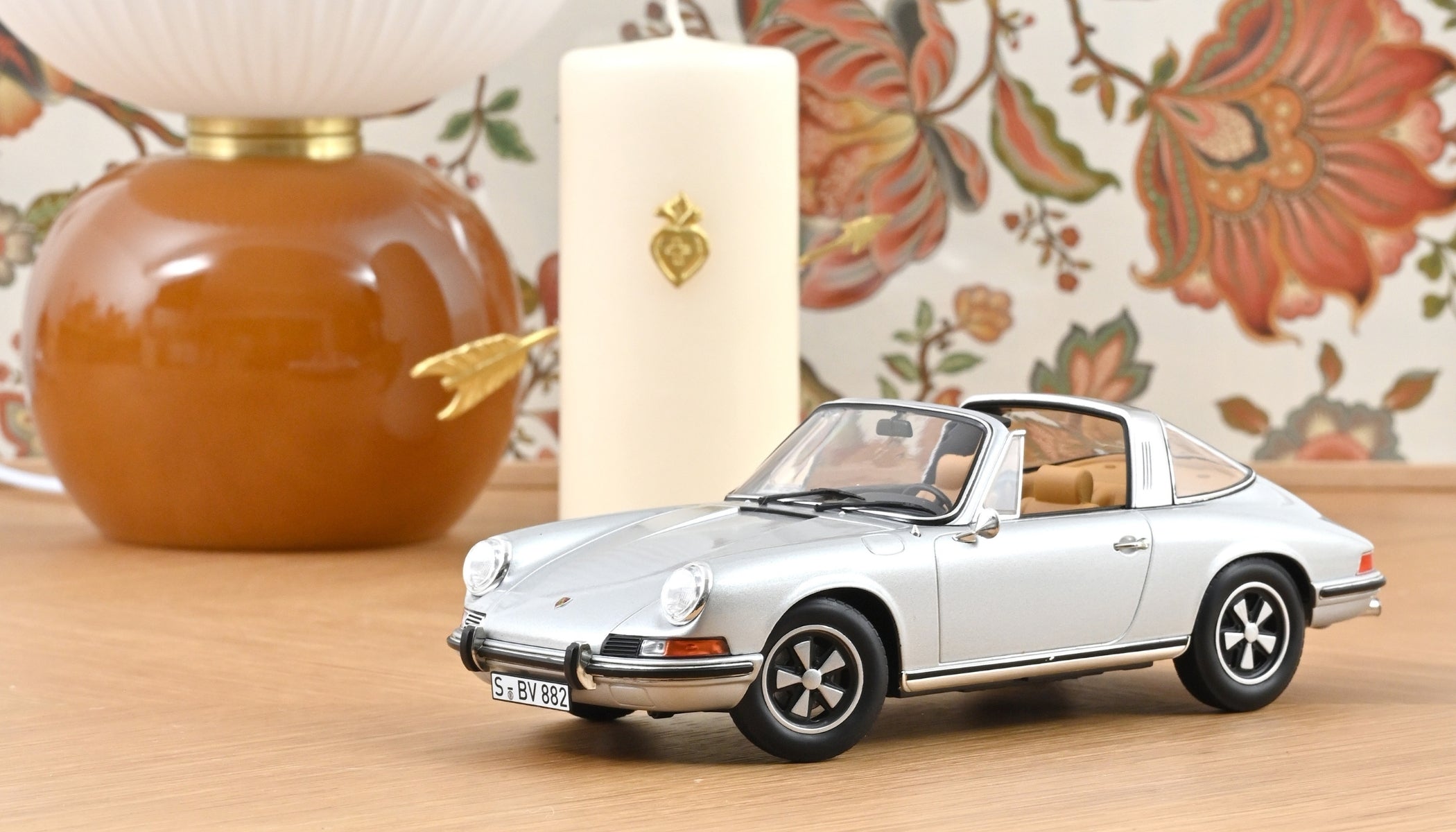 Norev : Miniature model cars 1:12 1:18 1:43 1:64 1:87 and Toys for