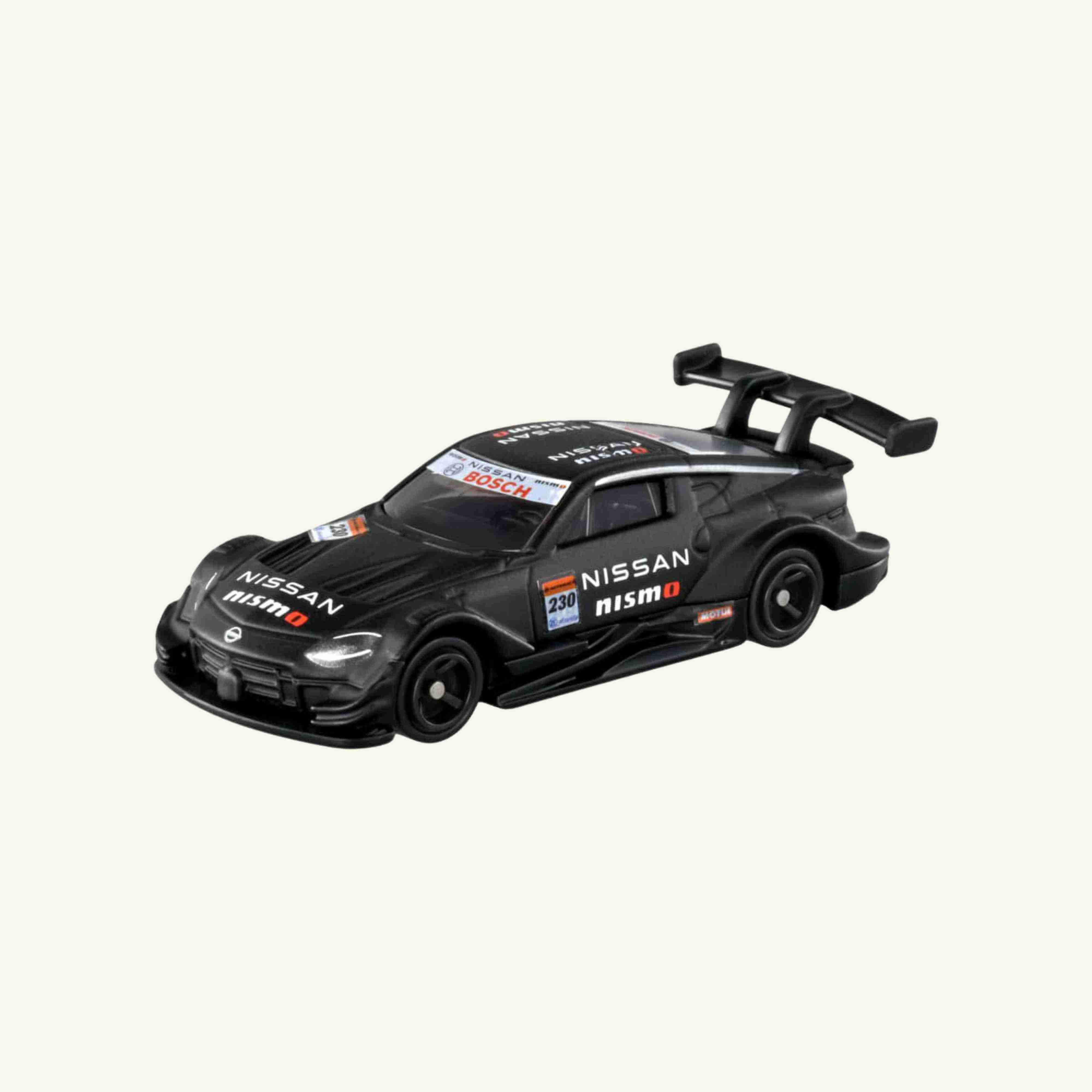 Nissan Fairlady Z NISMO GT500 – Norev