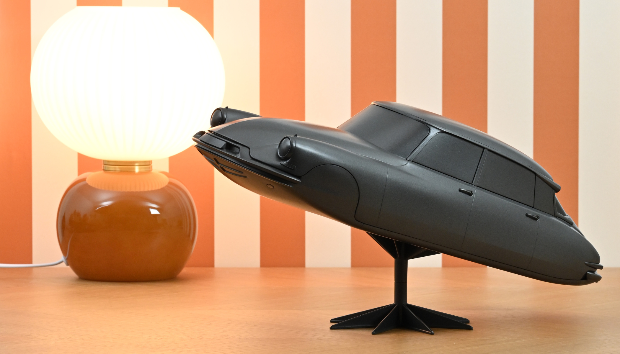 Norev - Lot de 5 voitures retro , dont citroen traction , Vente aux Norev - Lot de 5 voitures retro , dont citroen traction , Vente aux